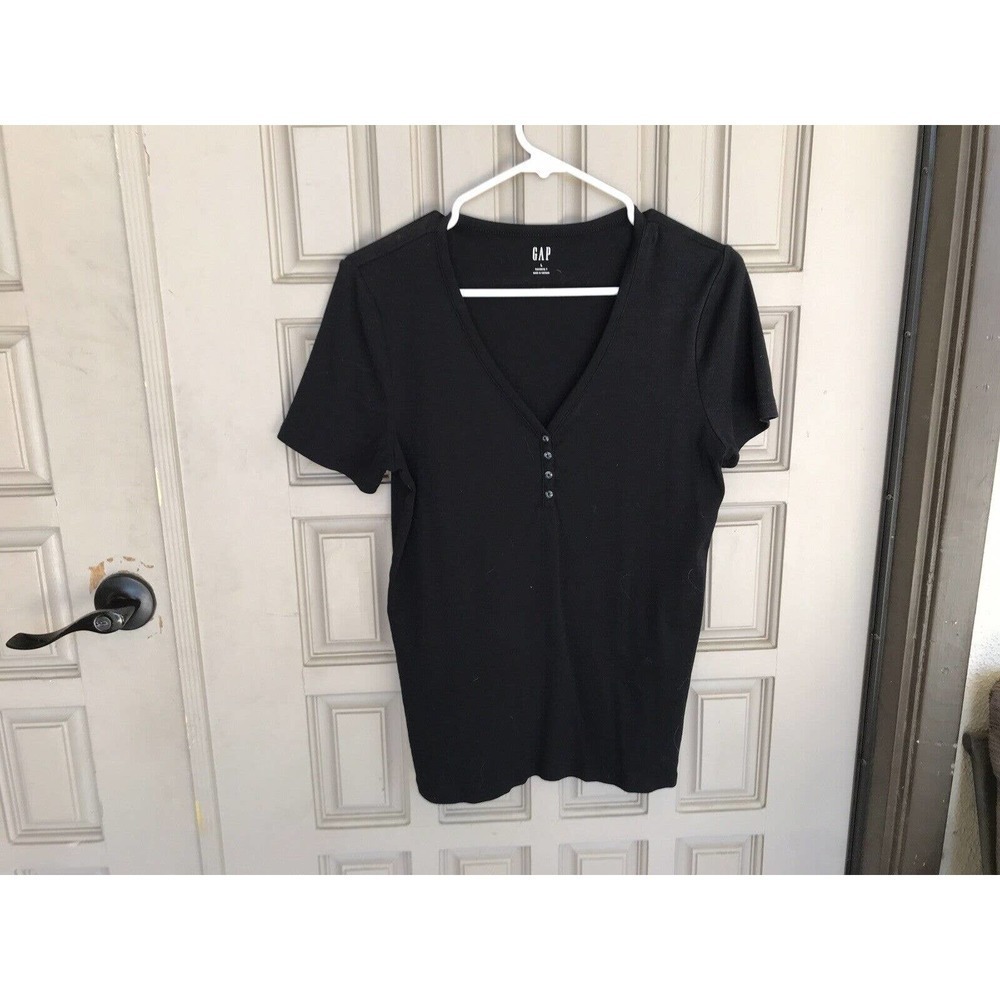Gap T Shirt Ladies SzL Basic Black Henley Short Sleeve T Shirt